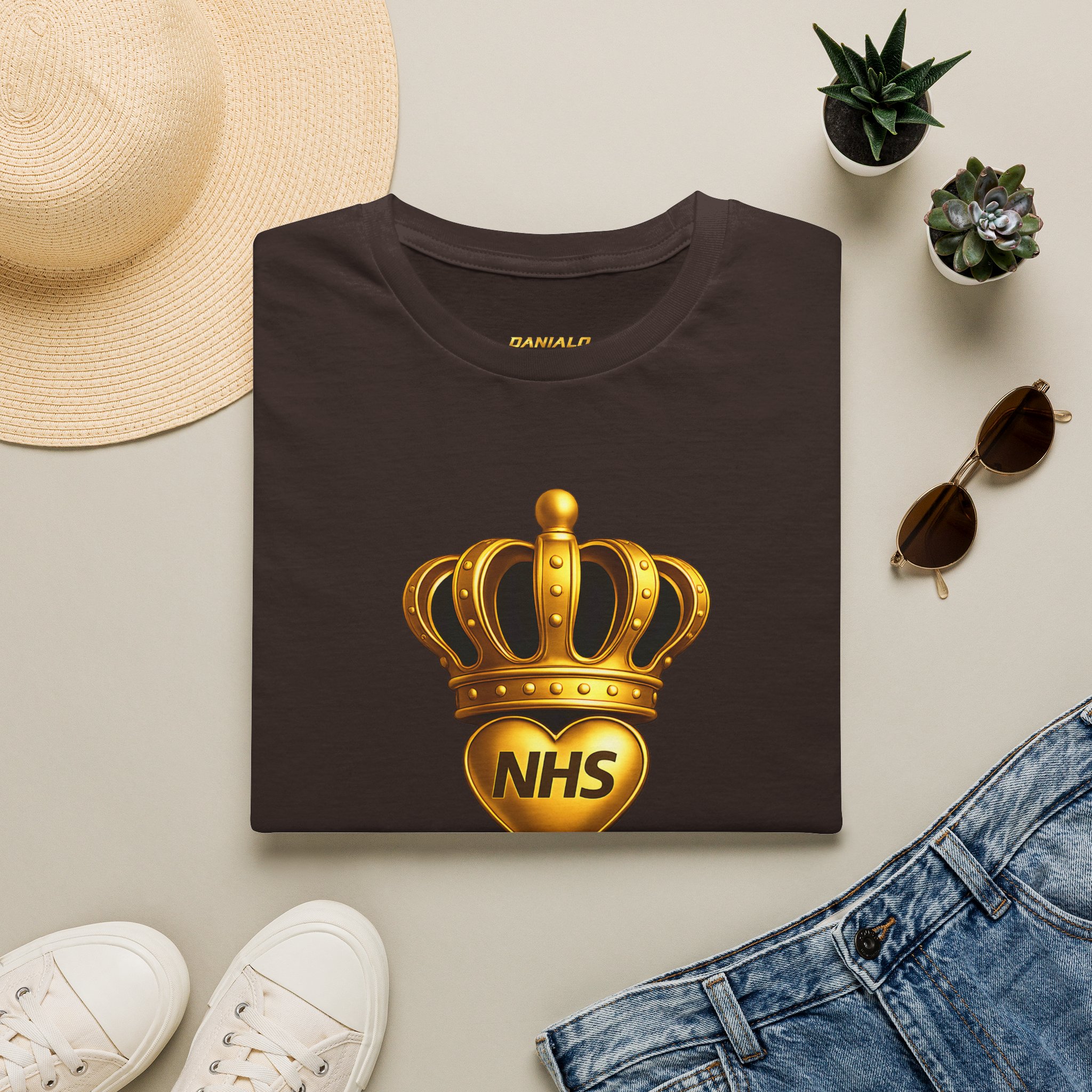 Danialo NHS Heart T-Shirt | Medical Staff Tribune - Image 2