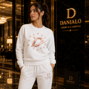 Danialo Women's  Long Sleeve T-Shirt